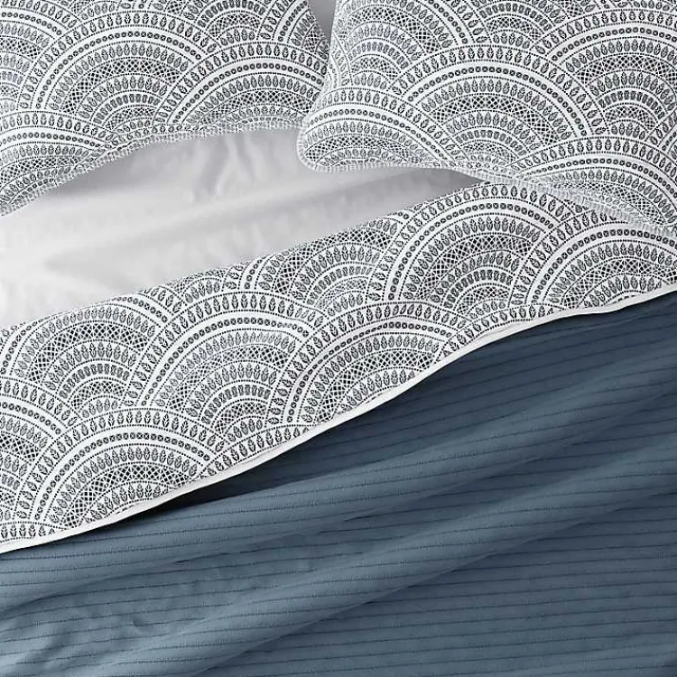 Kirklands Home Quilts|Blue Scalloped Reversible 3-pc. Queen Quilt Set