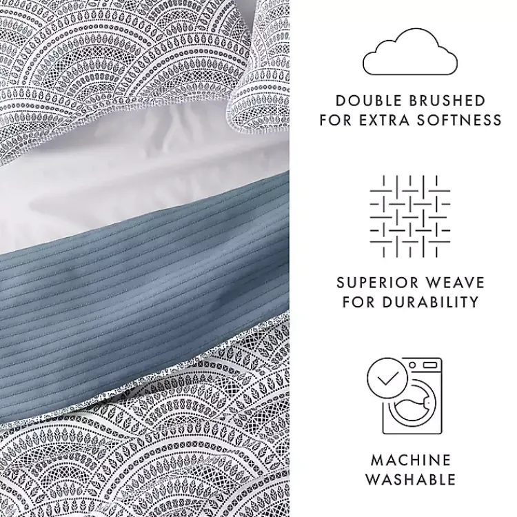 Kirklands Home Quilts|Blue Scalloped Reversible 3-pc. Queen Quilt Set