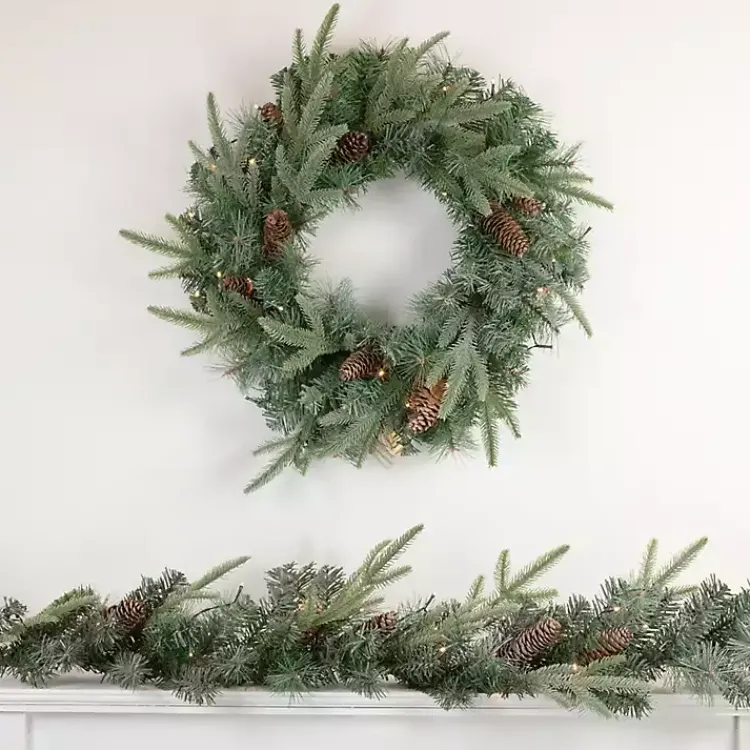 Hot Pre-Lit Mixed Pinecones Wreath Christmas Wreaths