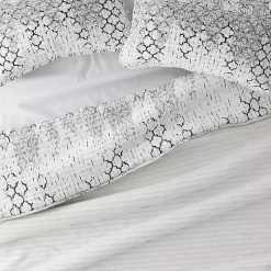 Kirklands Home Quilts|White Trellis Reversible 2-pc. Twin Quilt Set